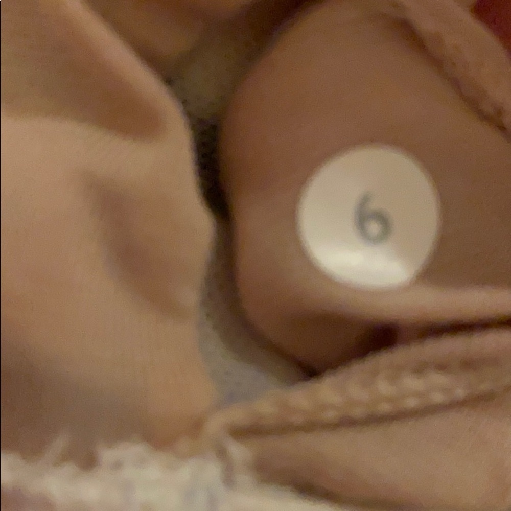 Lululemon sports bra - Picture 3 of 3